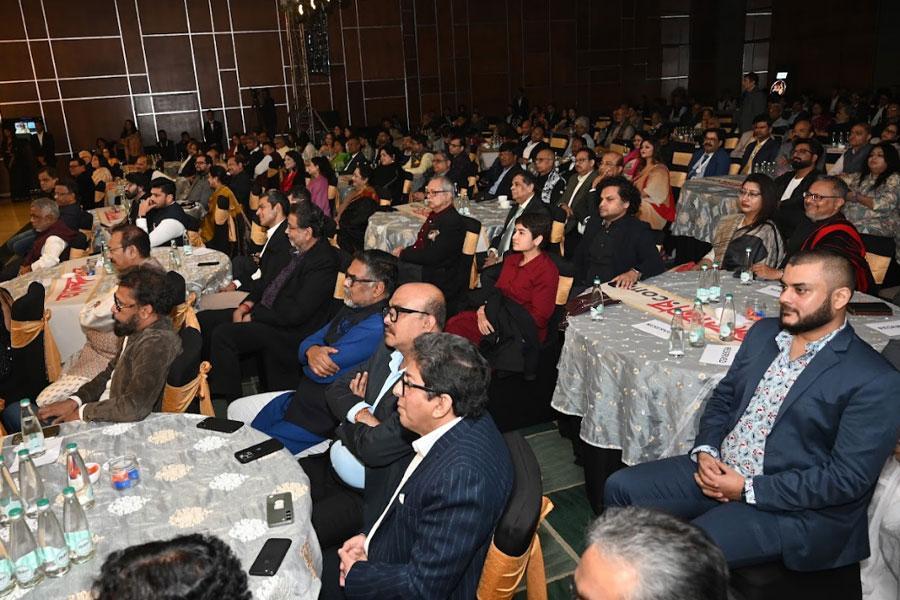 পাঁচ বছর পর চিনা পর্যটকদের আবার ভারতে আসার অনুমতি! ভিসা দেওয়া শুরু করছে দিল্লি,